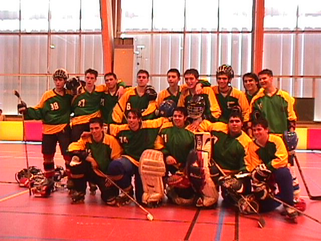 au2-002F.jpg